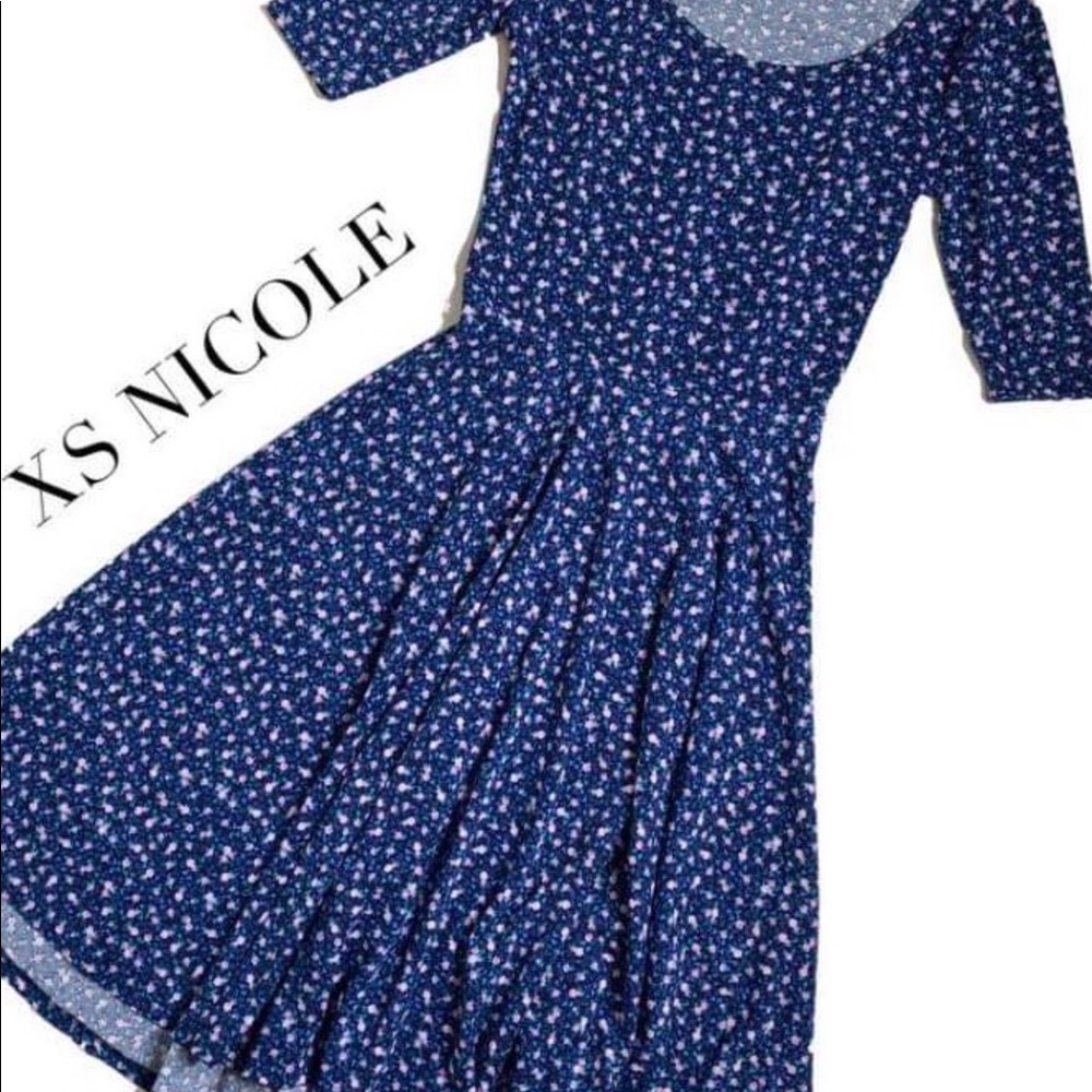 New! Xs Nicole A-line dress Blue & cute tiny purple Roses Stretch 1/2 sleeve NWT